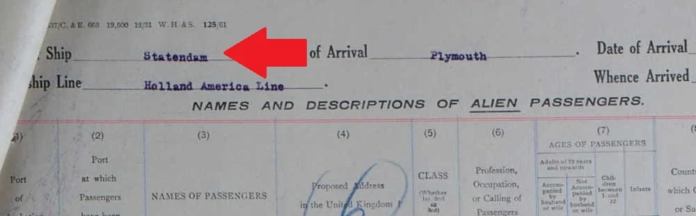 The red arrow points to Statendam, the name of the ship